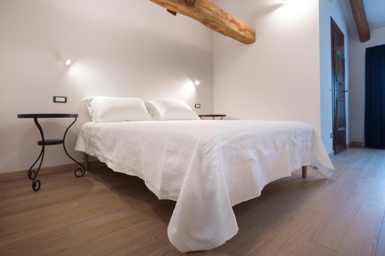 Relais Ca' Meridiana Quarto dʼAltino Exteriör bild